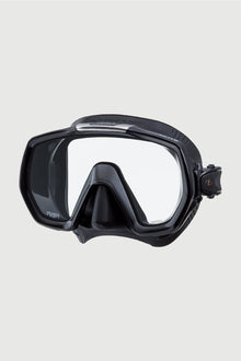 Freedom Elite Diving Mask with Black Silicone